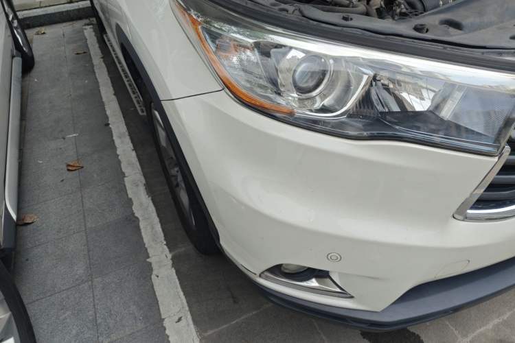 Used Toyota Highlander 2017 2.0T Four-Wheel Drive Luxury Edition 7 Seats Right Front Headlight