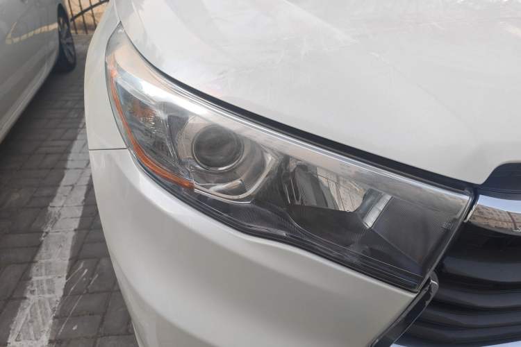 Used Toyota Highlander 2017 2.0T Four-Wheel Drive Luxury Edition 7 Seats Right Front Headlight