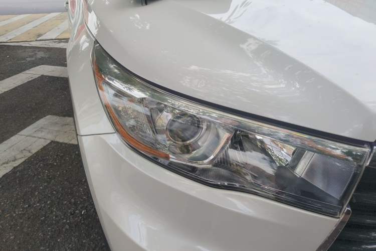 Used Toyota Highlander 2017 2.0T Four-Wheel Drive Luxury Edition 7 Seats Right Front Headlight