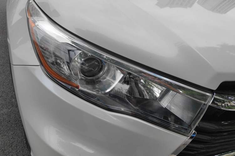 Used Toyota Highlander 2017 2.0T Four-Wheel Drive Luxury Edition 7 Seats Right Front Headlight