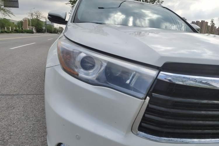 Used Toyota Highlander 2017 2.0T Four-Wheel Drive Luxury Edition 7 Seats Right Front Headlight