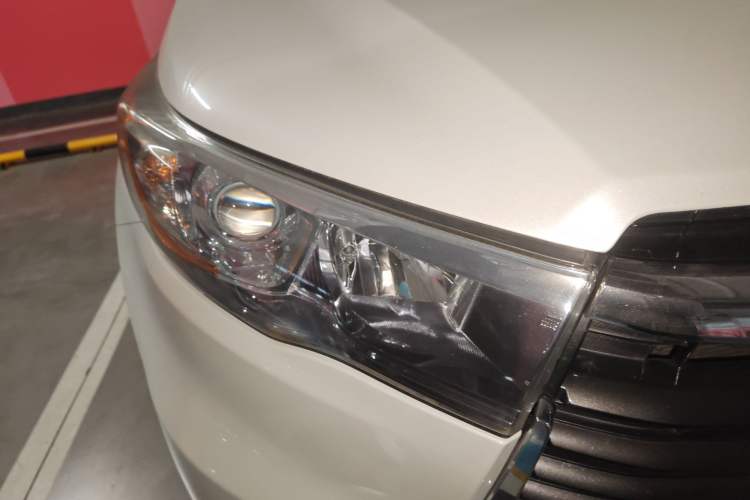 Used Toyota Highlander 2017 2.0T Four-Wheel Drive Luxury Edition 7 Seats Right Front Headlight
