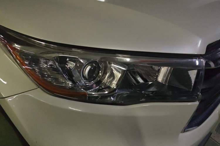 Used Toyota Highlander 2017 2.0T Four-Wheel Drive Luxury Edition 7 Seats Right Front Headlight