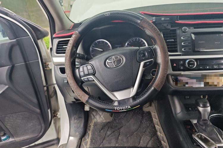 Used Toyota Highlander 2017 2.0T Four-Wheel Drive Luxury Edition 7 Seats Steering Wheel