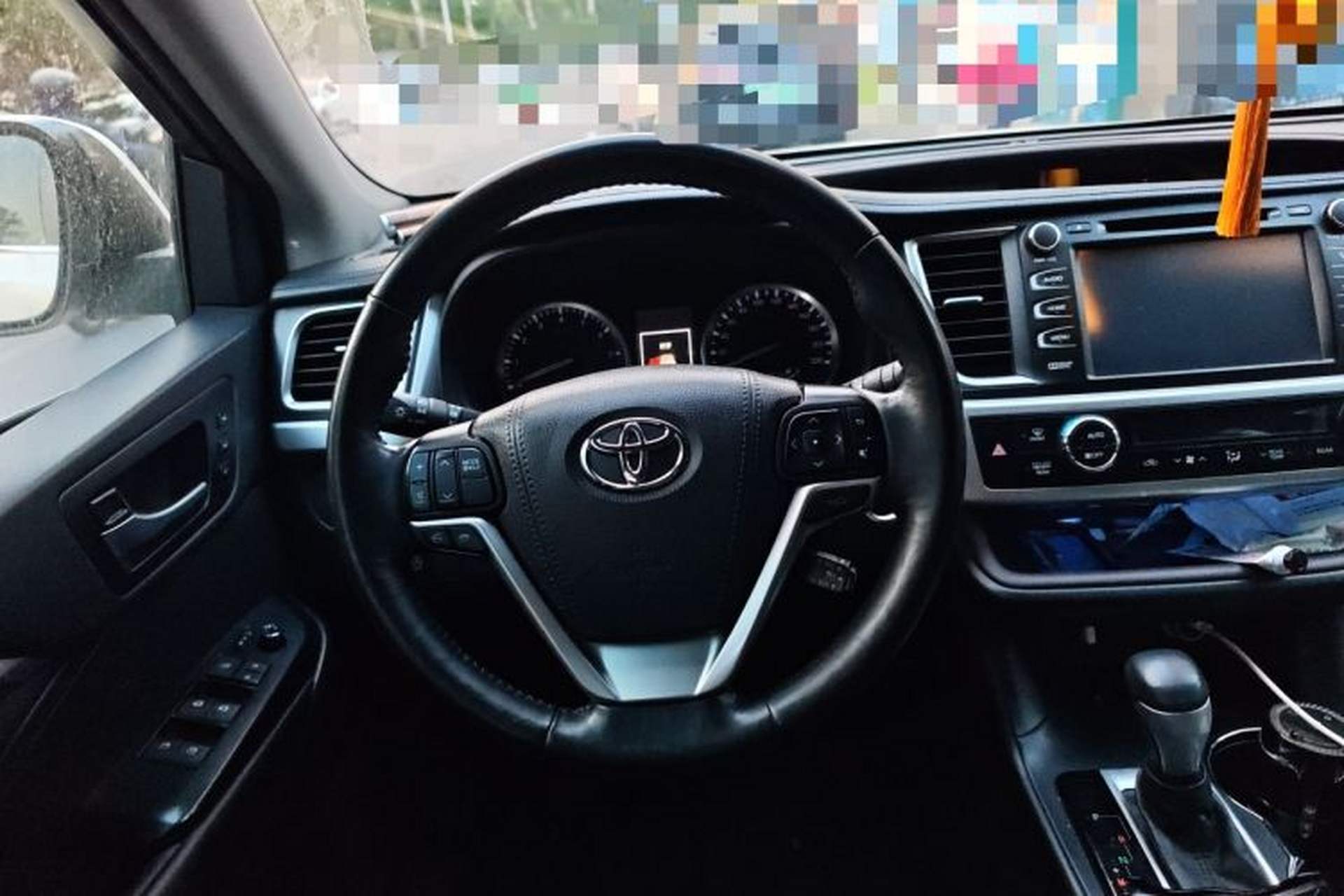 Used Toyota Highlander 2017 2.0T Four-Wheel Drive Ultimate Edition 7 Seats Steering Wheel