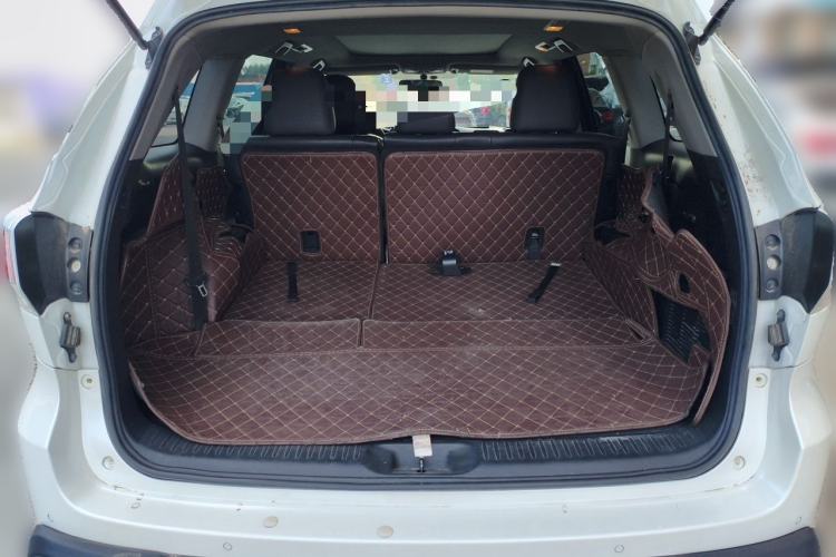 Used Toyota Highlander 2017 2.0T Four-Wheel Drive Luxury Edition 7 Seats Trunk