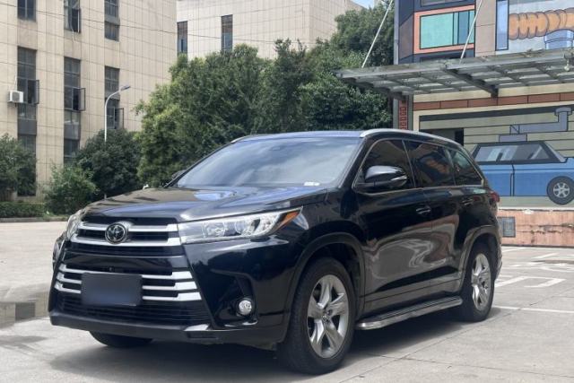 Ojetý Toyota Highlander 2018 2.0T Four-Wheel Drive Luxury Version 7 Seats China VI Standard