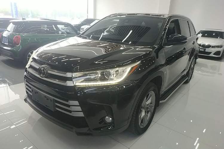 Used Toyota Highlander 2018 2.0T Two-Wheel Drive Luxury Edition 7 Seats China VI Standard Guazi used car, China used car export, Used car for sale, Used  cars, Cheapest cars for sale