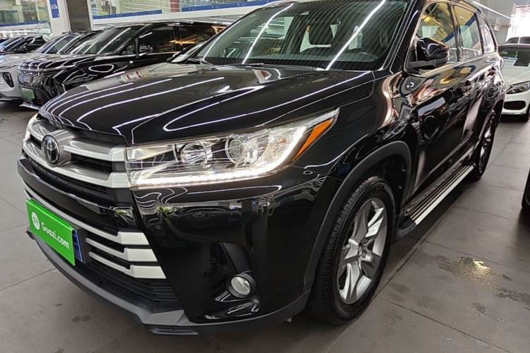 Used Toyota Highlander 2018 2.0T Four-Wheel Drive Luxury Version 7 Seats China VI Standard Guazi used car, China used car export, Used car for sale, Used cars, Cheapest cars for sale