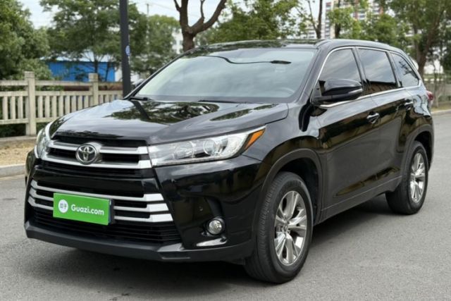 Used Toyota Highlander 2018 2.0T Two-Wheel Drive Elite Version 5 Seats China VI Standard