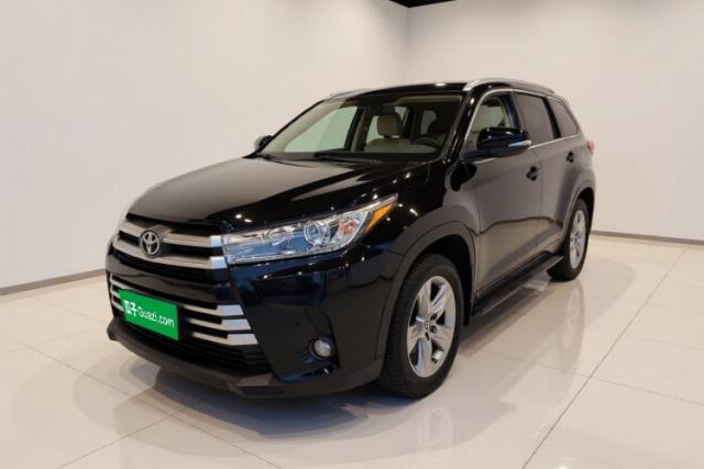 Toyota Highlander 2018 2.0T Four-Wheel Drive Supreme Edition 7-Seater China VI مستعملة