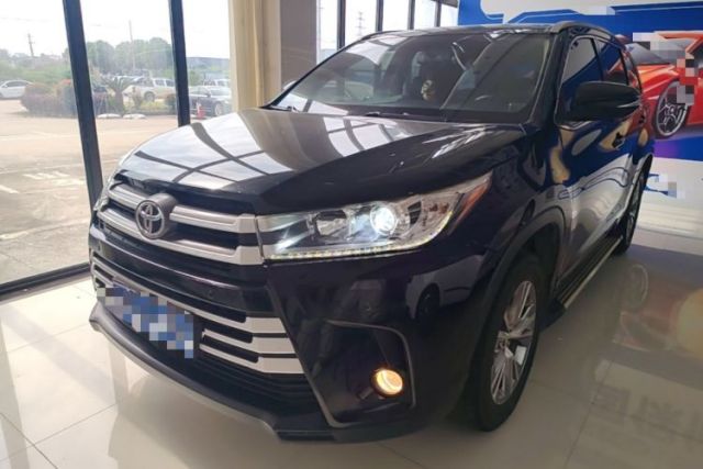 Used Toyota Highlander 2018 2.0T Two-Wheel Drive Elite Version 5 Seats China VI Standard