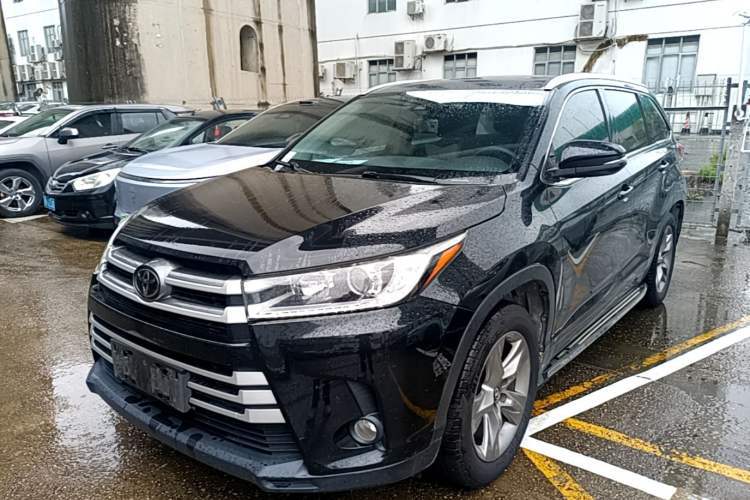 Used Toyota Highlander 2018 2.0T Four-Wheel Drive Luxury Version 7 Seats China VI Standard Guazi used car, China used car export, Used car for sale, Used  cars, Cheapest cars for sale