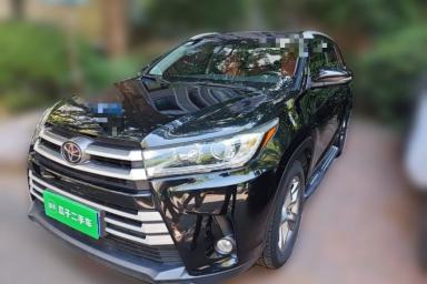Used Toyota Highlander 2018 2.0T Two-Wheel-Drive Luxury Edition 7 Seats Emission Standard China V
