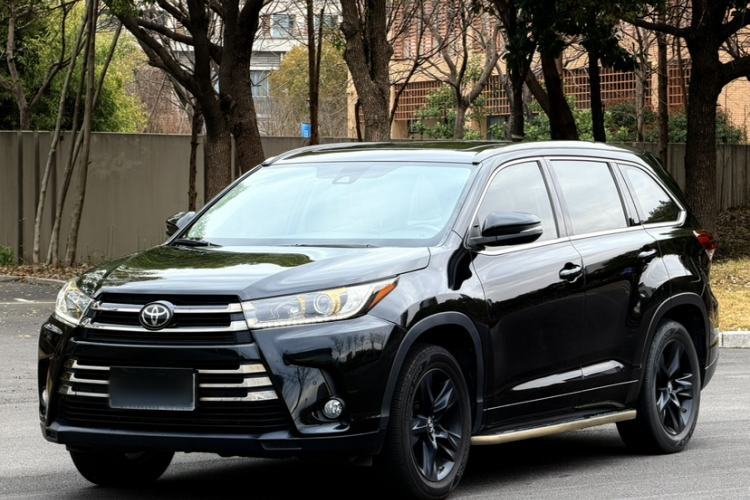 Used Toyota Highlander 2018 2.0T Four-Wheel Drive Knight Edition 7 Seats China VI Standard Guazi used car, China used car export, Used car for sale, Used  cars, Cheapest cars for sale
