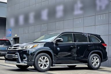 Used Toyota Highlander 2018 2.0T Two-Wheel Drive Elite Edition 5 Seats Emission Standard China V