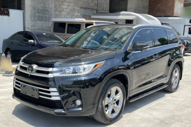 Used Toyota Highlander 2018 2.0T Four-Wheel Drive Luxury Version 7 Seats China VI Standard