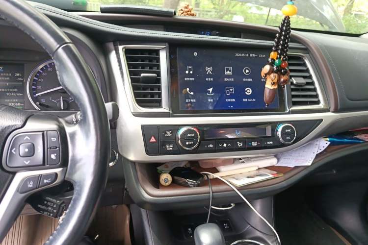 Used Toyota Highlander 2018 2.0T Four-Wheel Drive Ultimate Edition 7-Seater Emission Standard China V Audio And AC Panel