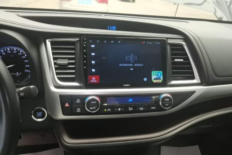 Used Toyota Highlander 2018 2.0T Four-Wheel Drive Luxury Version 7 Seats China VI Standard Audio And AC Panel