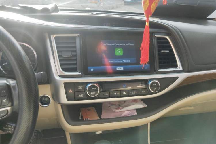 Used Toyota Highlander 2018 2.0T Four-Wheel Drive Supreme Edition 7-Seater China VI Audio And AC Panel