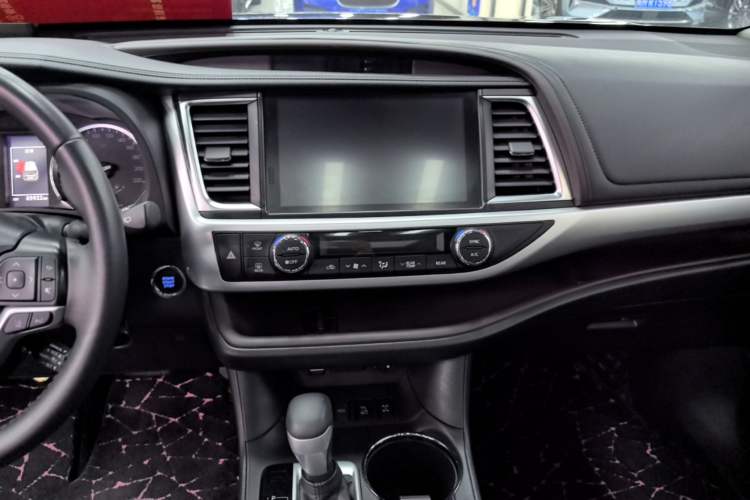 Used Toyota Highlander 2018 2.0T Four-Wheel Drive Prestige Version 7 Seats China VI Standard Audio And AC Panel