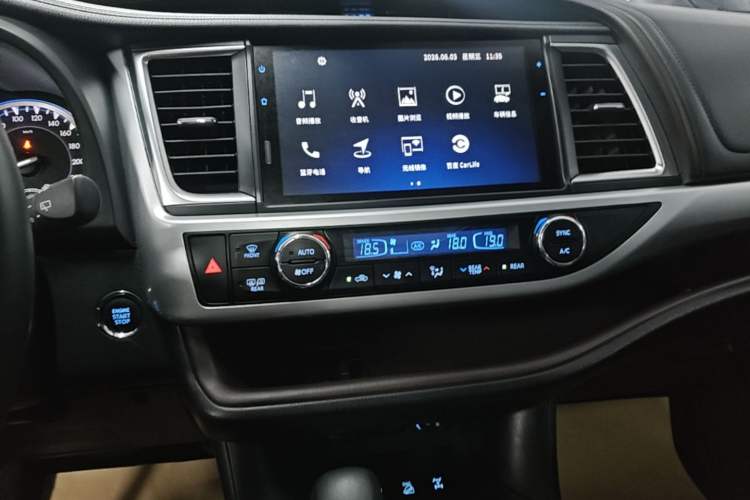 Used Toyota Highlander 2018 2.0T Four-Wheel Drive Prestige Version 7 Seats China VI Standard Audio And AC Panel