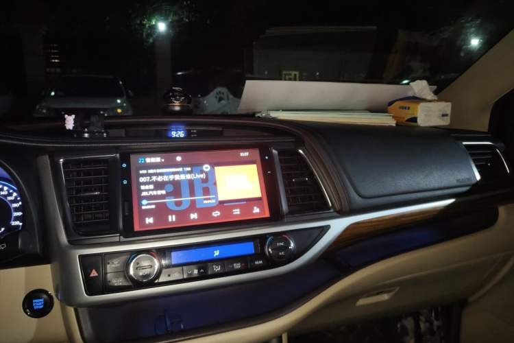 Used Toyota Highlander 2018 2.0T Four-Wheel Drive Ultimate Edition 7-Seater Emission Standard China V Audio And AC Panel