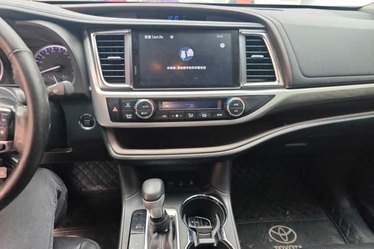 Used Toyota Highlander 2018 2.0T Four-Wheel Drive Ultimate Edition 7-Seater Emission Standard China V Audio And AC Panel