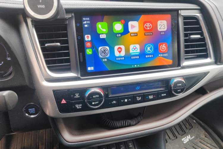 Used Toyota Highlander 2018 2.0T Four-Wheel Drive Supreme Edition 7-Seater China VI Audio And AC Panel