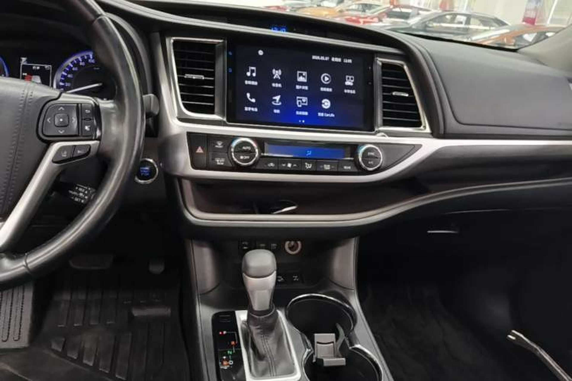 Used Toyota Highlander 2018 2.0T Four-Wheel Drive Ultimate Edition 7-Seater Emission Standard China V Audio And AC Panel