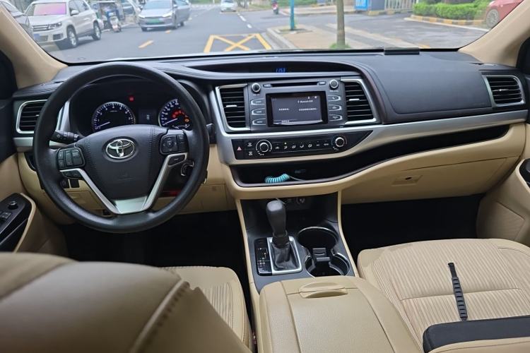 Used Toyota Highlander 2018 2.0T Four-Wheel Drive Elite Edition 7 Seats China VI Standard Center Console