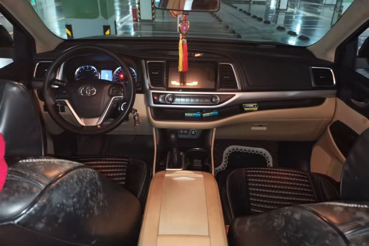 Used Toyota Highlander 2018 2.0T Four-Wheel Drive Elite Edition 7 Seats China V Standard Center Console