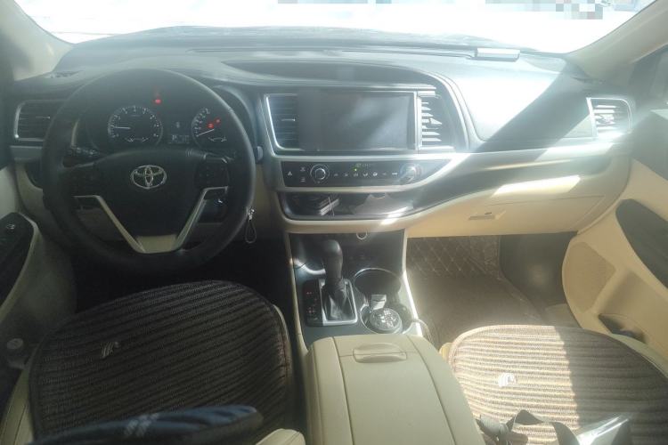 Used Toyota Highlander 2018 2.0T Four-Wheel Drive Elite Edition 7 Seats China V Standard Center Console