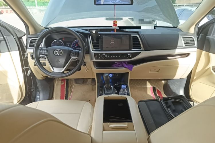 Used Toyota Highlander 2018 2.0T Four-Wheel Drive Elite Edition 7 Seats China V Standard Center Console