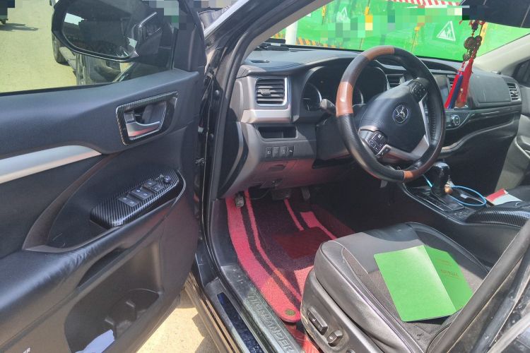 Used Toyota Highlander 2018 2.0T Four-Wheel Drive Prestige Version 7 Seats China V Emission Standard Driver Seat