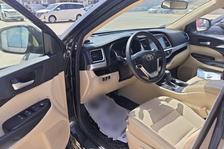 Used Toyota Highlander 2018 2.0T Four-Wheel Drive Elite Edition 7 Seats China V Standard Driver Seat