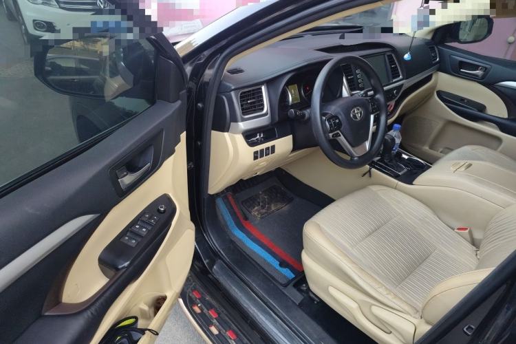 Used Toyota Highlander 2018 2.0T Four-Wheel Drive Elite Edition 7 Seats China V Standard Driver Seat