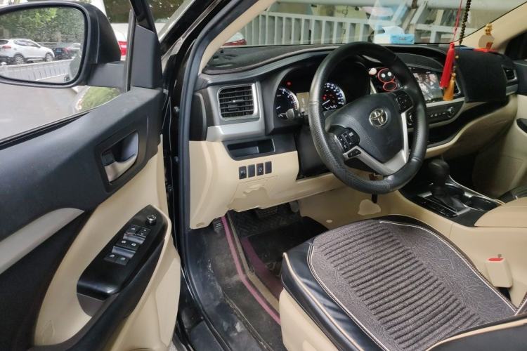 Used Toyota Highlander 2018 2.0T Two-Wheel Drive Elite Version 5 Seats China VI Standard Driver Seat