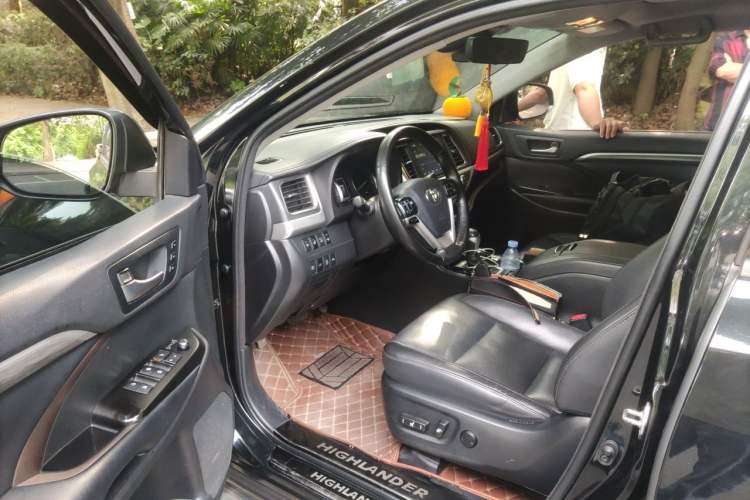 Used Toyota Highlander 2018 2.0T Four-Wheel Drive Ultimate Edition 7-Seater Emission Standard China V Driver Seat