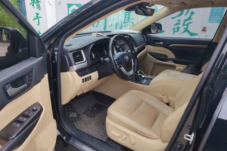 Used Toyota Highlander 2018 2.0T Four-Wheel Drive Ultimate Edition 7-Seater Emission Standard China V Driver Seat