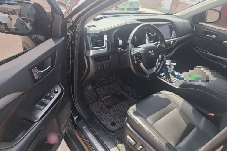 Used Toyota Highlander 2018 2.0T Four-Wheel Drive Luxury Edition 7 Seats China V Emission Standard Driver Seat