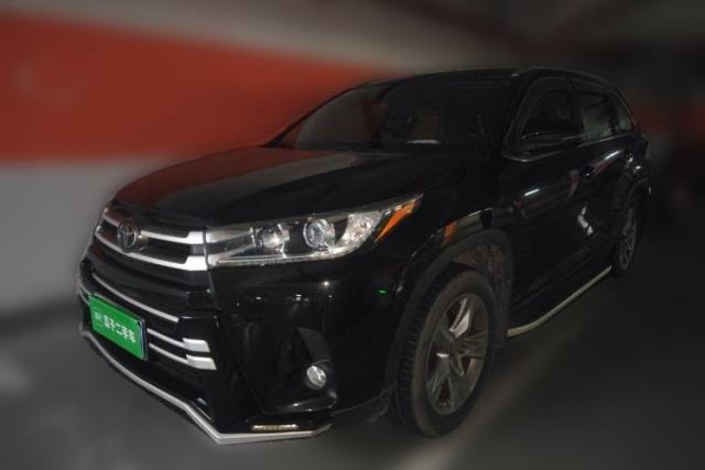 Used Toyota Highlander 2018 2.0T Two-Wheel-Drive Luxury Edition 7 Seats Emission Standard China V