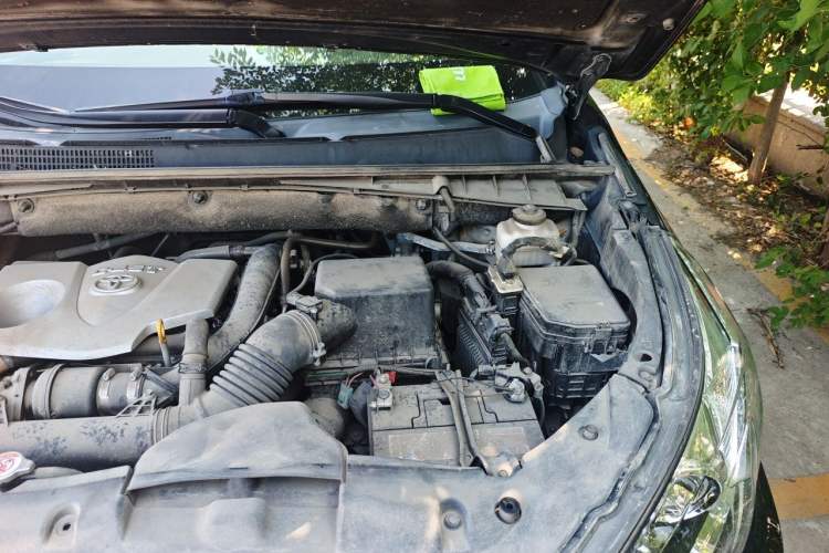 Used Toyota Highlander 2018 2.0T Four-Wheel Drive Supreme Edition 7-Seater China VI Engine Bay Left