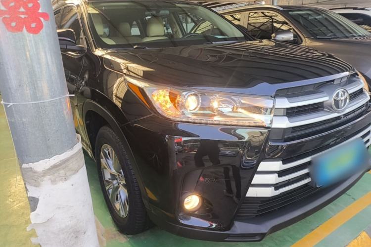 Used Toyota Highlander 2018 2.0T Four-Wheel Drive Elite Edition 7 Seats China VI Standard Exterior 1
