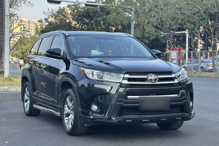 Used Toyota Highlander 2018 2.0T Two-Wheel Drive Elite Version 5 Seats China VI Standard Exterior 1