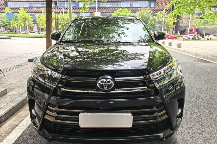 Used Toyota Highlander 2018 2.0T Four-Wheel Drive Knight Edition 7 Seats China VI Standard Exterior 1