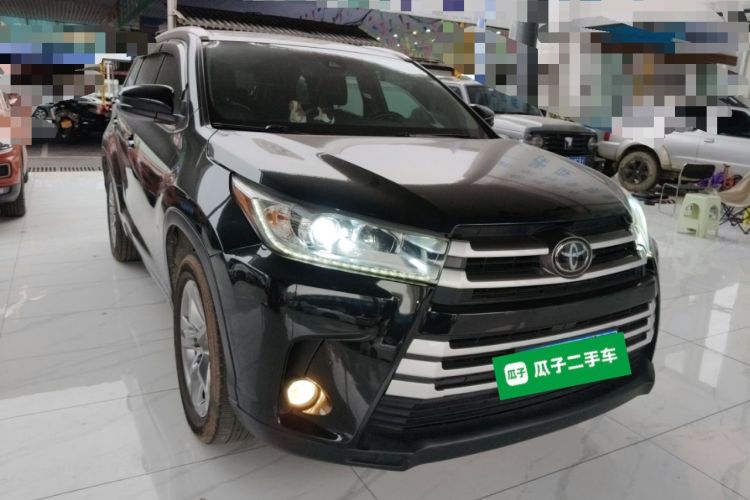 Used Toyota Highlander 2018 2.0T Four-Wheel Drive Luxury Version 7 Seats China VI Standard Exterior 1