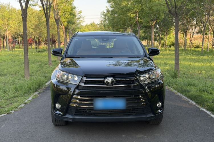 Used Toyota Highlander 2018 2.0T Four-Wheel Drive Knight Edition 7 Seats China VI Standard Exterior 1