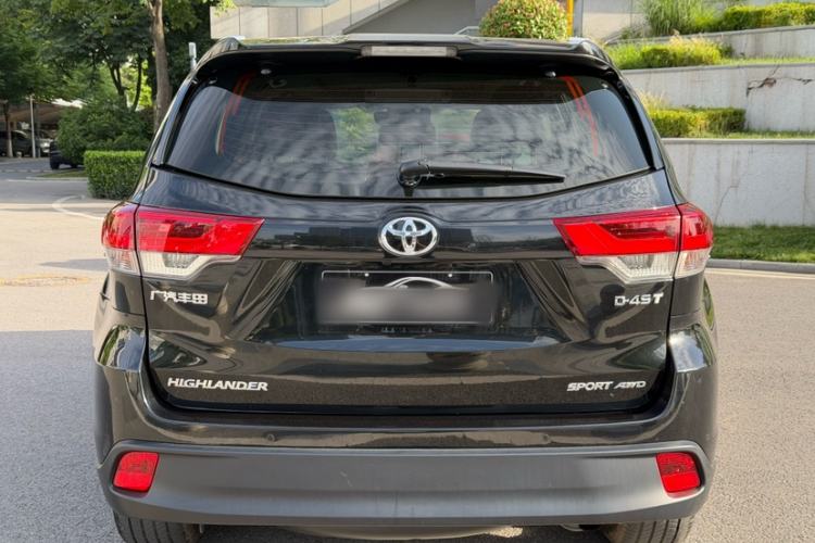 Used Toyota Highlander 2018 2.0T Four-Wheel Drive Prestige Version 7 Seats China VI Standard Exterior 1