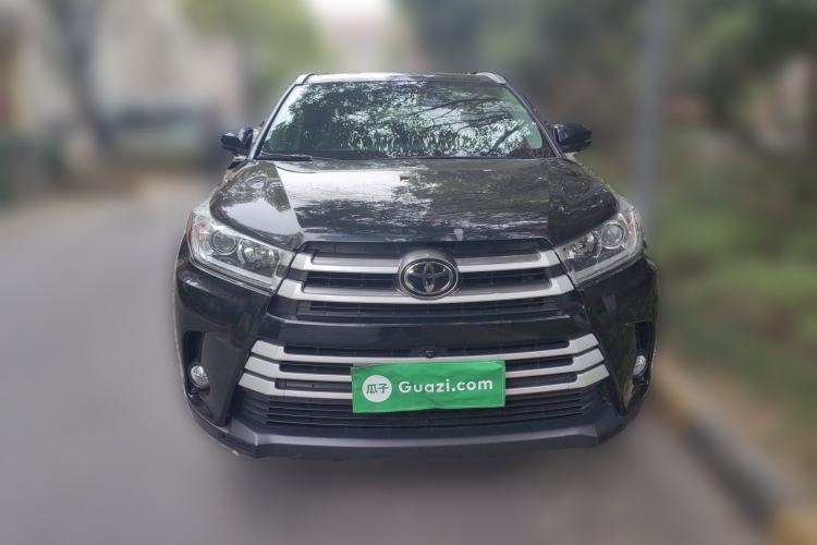 Used Toyota Highlander 2018 2.0T Four-Wheel Drive Luxury Version 7 Seats China VI Standard Exterior 1
